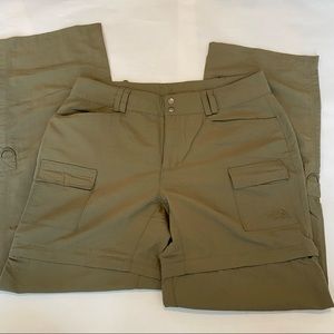 Womens The North Face khaki tan cargo hiking pants size 8
